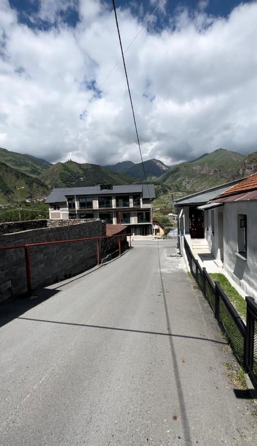 Meshia Apartment Kazbegi Exterior foto